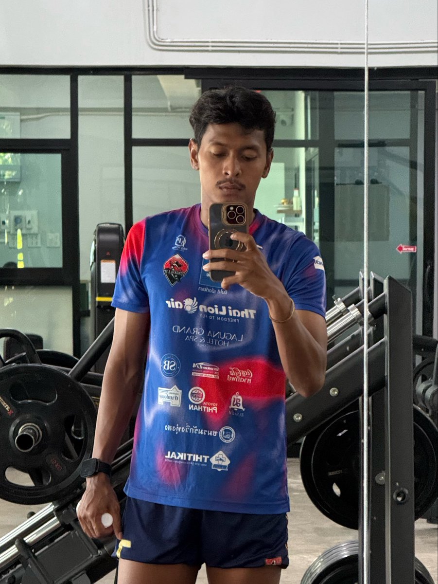 Suttipong🤍 tweet media