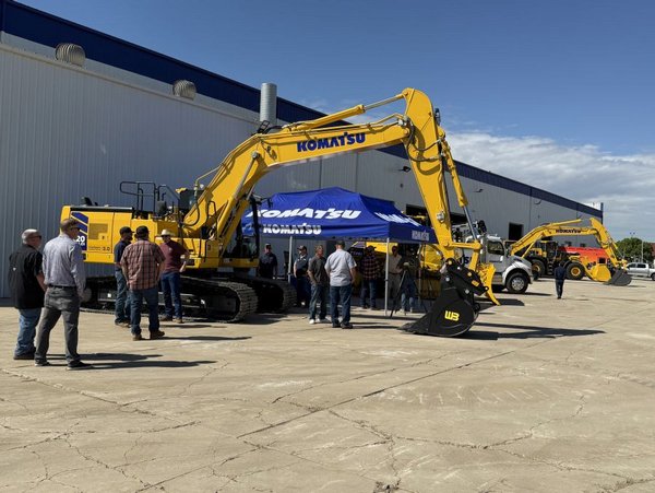 Goldzimcn's tweet image. Strong signals from Northern California 📍

Komatsu hosts a packed Sacramento open house, reinforcing regional commitment and showcasing next-gen solutions.
#Komatsu #Construction #HeavyEquipment #California #IndustryUpdate