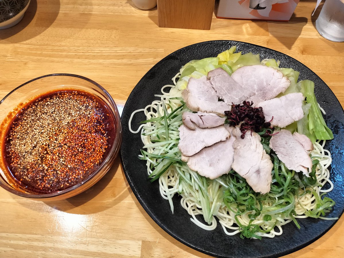 あおいひげ tweet media
