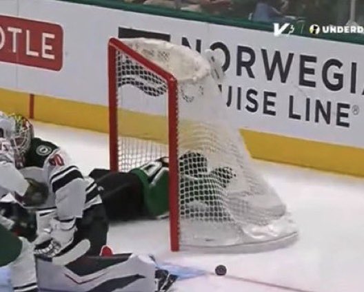 Moose “how to score: be the puck, be the puck”