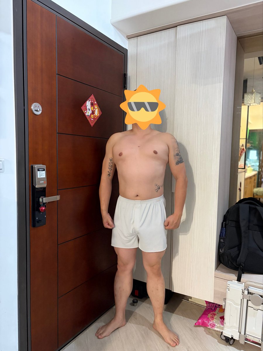 opuckoo's tweet photo. Day155-
健身是為了健康還為了約炮。我是健身後開始有炮約，果然好身材很加分，目前還是弱弱的。 https://t.co/4bPFDiRANn