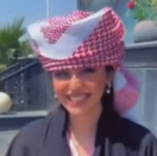 Æ‏౨ৎ tweet media