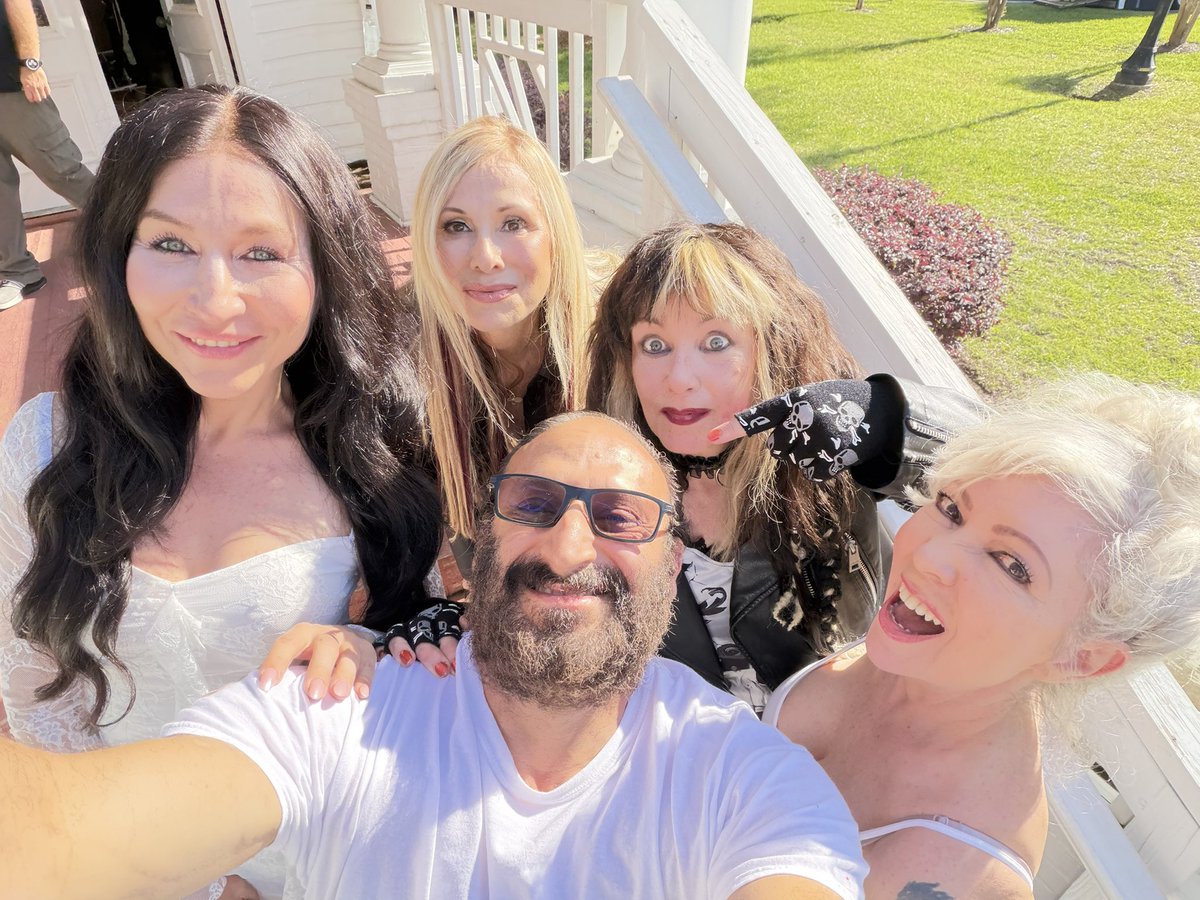 Rhonda Shear tweet media