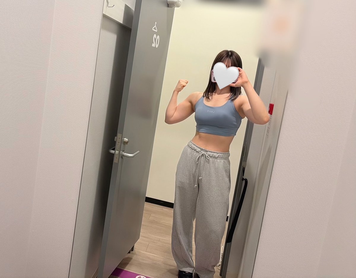 すーぱーもちこ tweet media