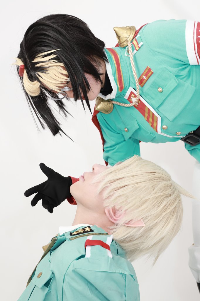 あものすけ tweet media