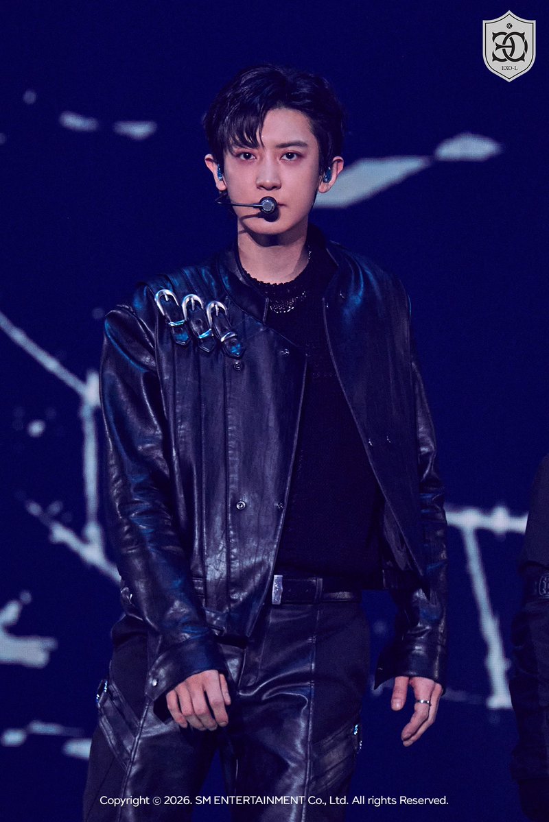 'KNOCK KNOCK!' tweet media