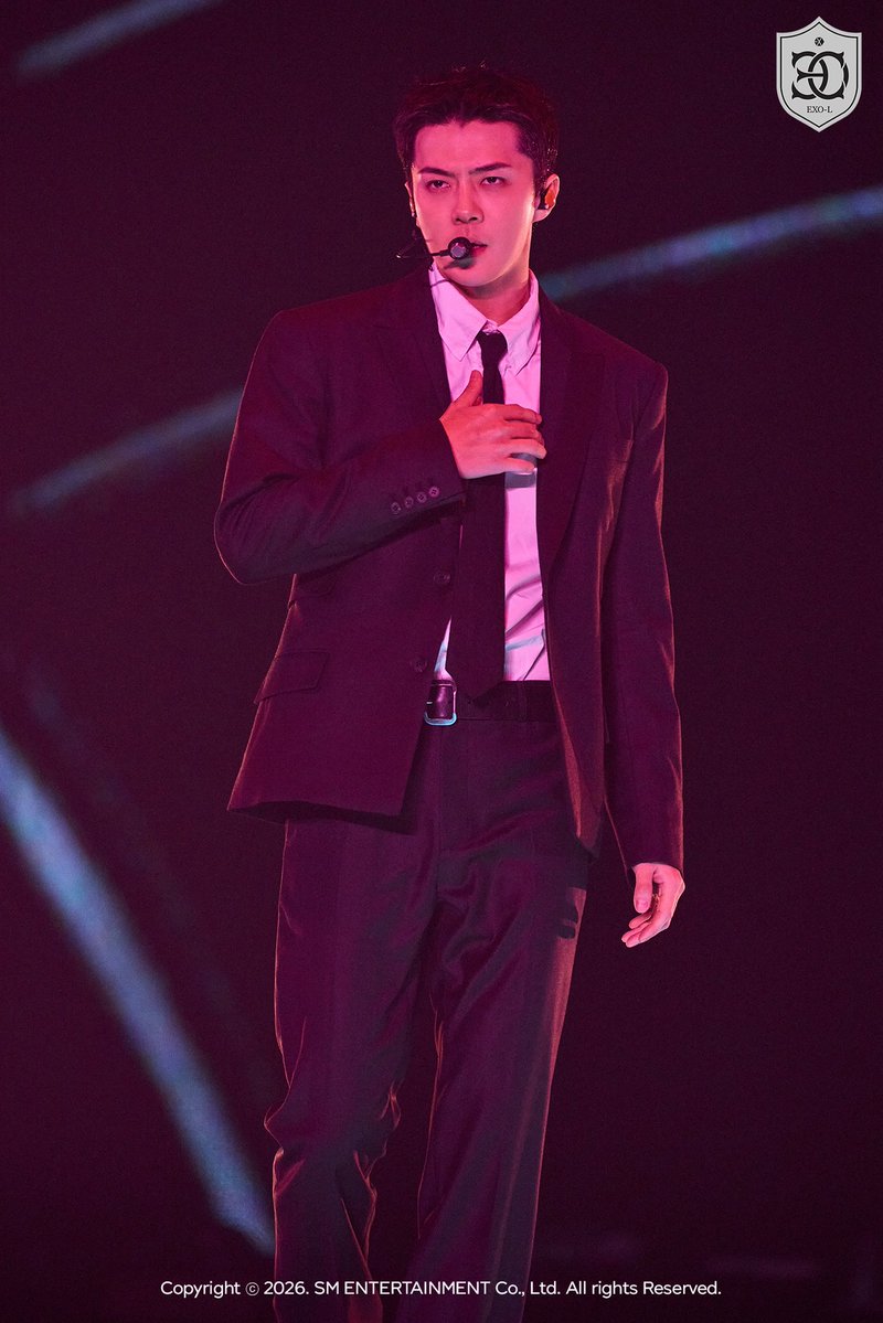 'KNOCK KNOCK!' tweet media