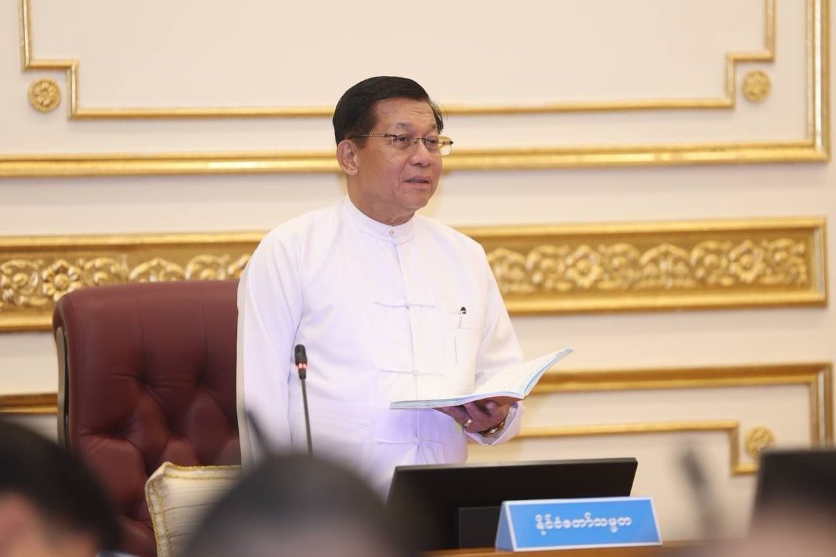 MoeSatKhinn's tweet image. President U Min Aung Hlaing announces a 100-day plan: boosting farmer loans, upgrading national rail/air infrastructure, and expanding healthcare via China-Myanmar cooperation. A key deadline of July 31 is set for #PDF members to return to the legal fold. 🇲🇲
#Myanmar #100DayPlan