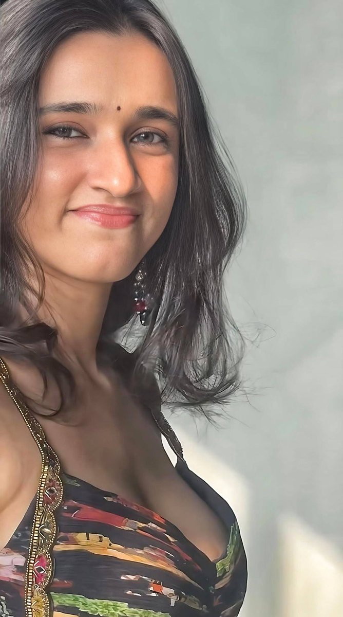 instamodelsoffi's tweet image. Nuveksha 

Tap and See

#models #instamodel #modelhot #actress #photos #actresshot #navel