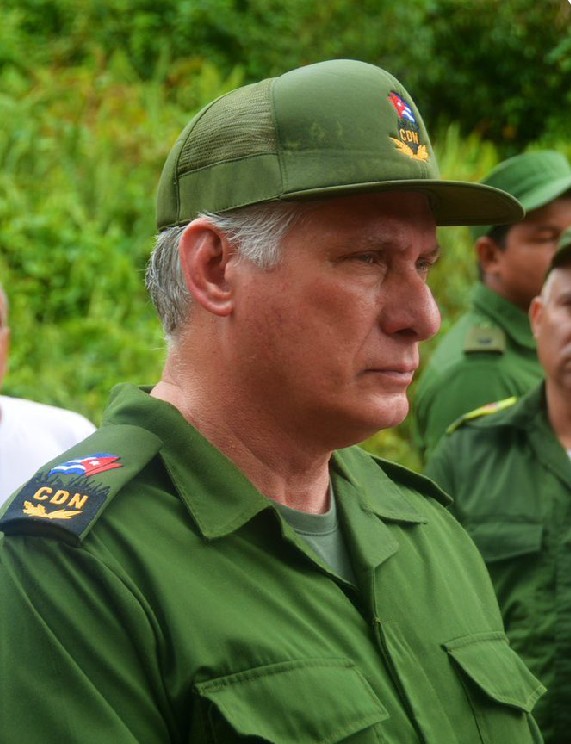 <a href="/EVilluendasC/">Enrique Villuendas</a> <a href="/AbelPrieto11/">Abel Prieto</a> <a href="/ShadowsOfGreys/">Greys Gómez</a> <a href="/L0renaGM/">Lorena 🇨🇺🇵🇸</a> <a href="/AriagnaPavonG/">☭Ariagna Pavón Guerrero🌻❤️🇨🇺</a> <a href="/yordanyhabana/">𝐘𝐨𝐫𝐝𝐚𝐧𝐲𝐇𝐚𝐛𝐚𝐧𝐚 🇨🇺🇻🇪🇳🇮🇵🇸</a> Muchas felicidades en su cumpleaños. Reconozco en él a un fiel seguidor de las ideas de Fidel y de Raúl que ha dado continuidad, con mucha firmeza e inteligencia, a sus legados históricos respectivos y a la Revolución. 
#YoSigoAMiPresidente