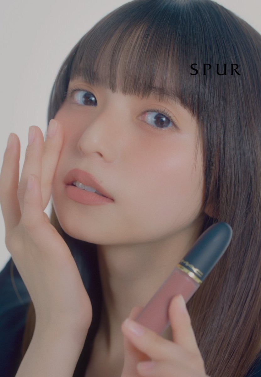 SPUR_magazine's tweet image. M·A·Cの“パウダー キス”シリーズ。エフォートレスでいて洒落感に満ちた“it”なリップと、今を駆け抜けるファッションアイコン・齋藤飛鳥が出合ったら？ 未知のケミストリーを見逃さないで！ #PR

▼動画はこちら
 lnky.jp/7noSU4j