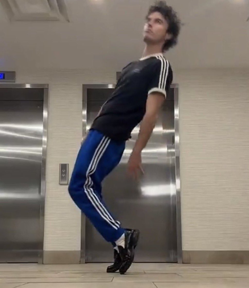 ًmia ♡ ꕤ tweet media