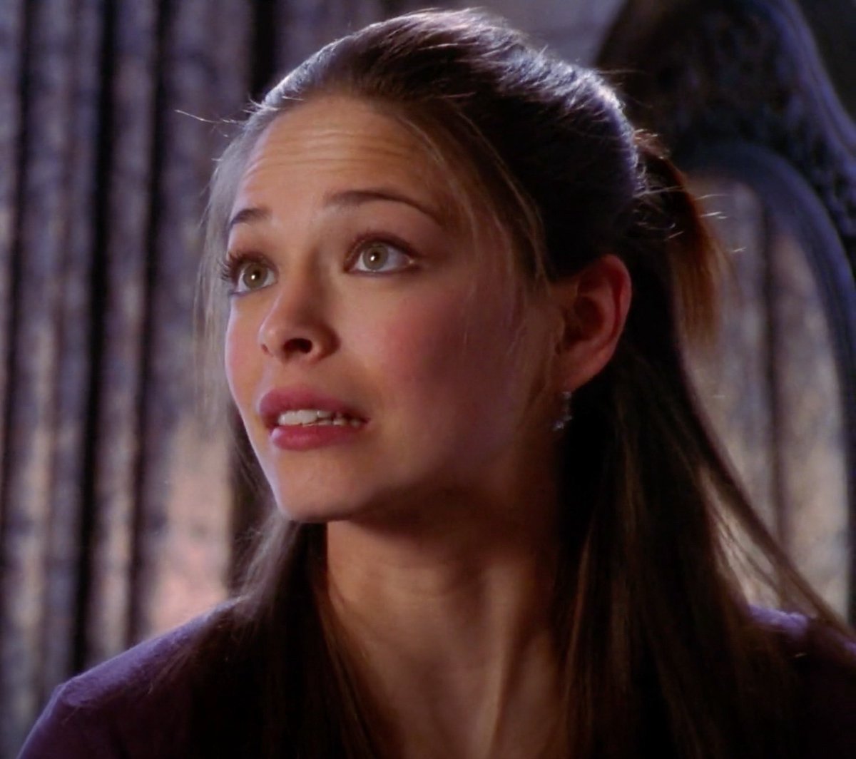lana lang archive tweet media
