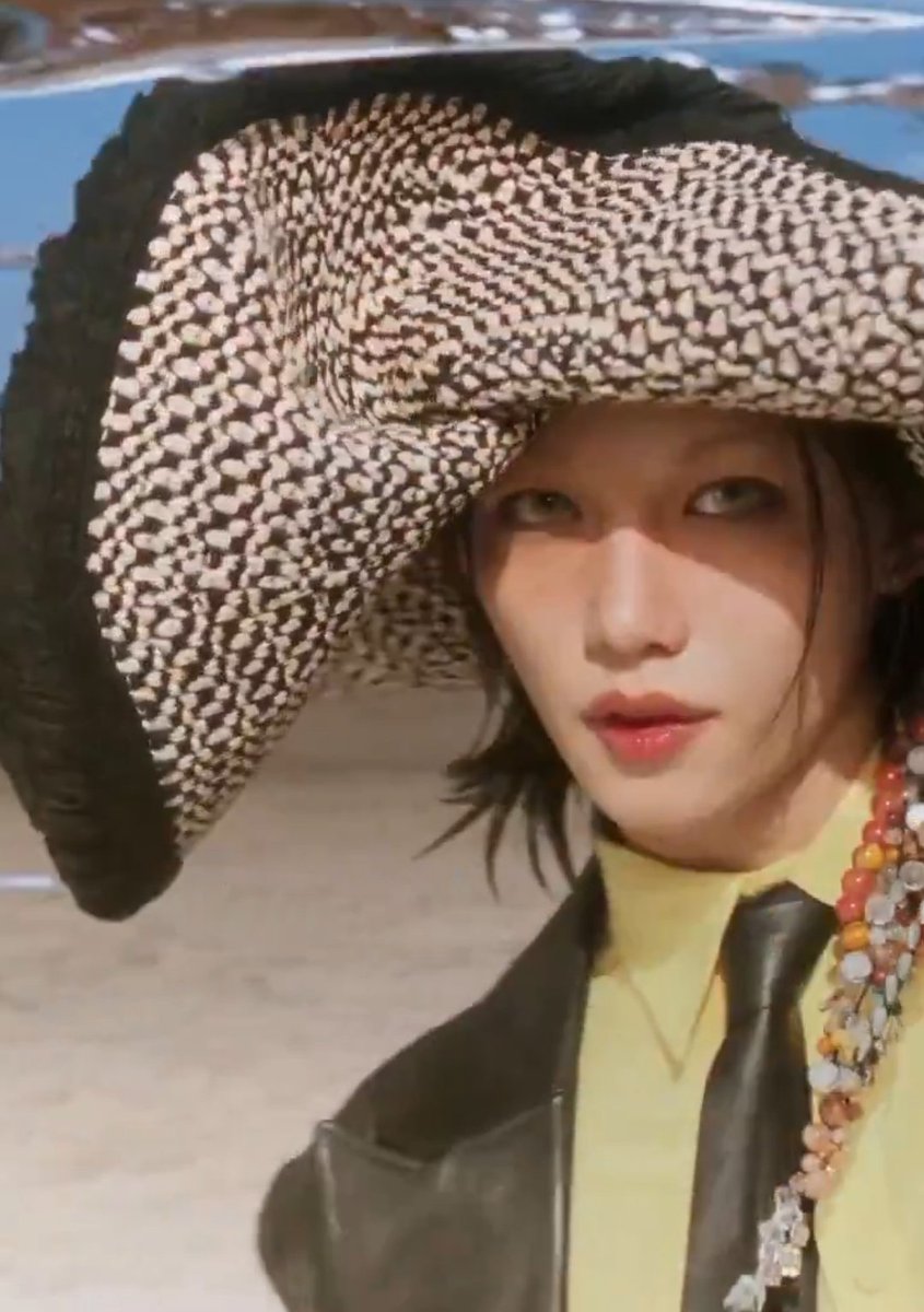 Felix Base tweet media