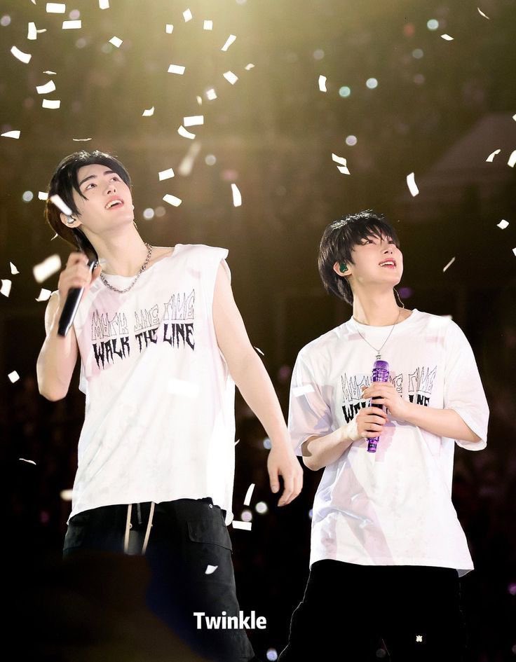 LUCKY 떠누렁이🍑 tweet media