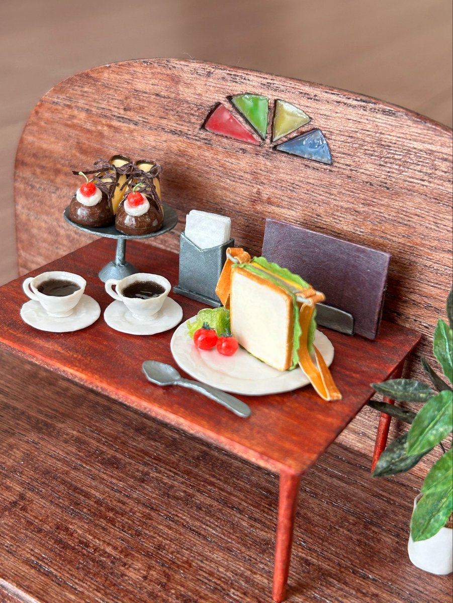 あうむ #カミニチュア tweet media