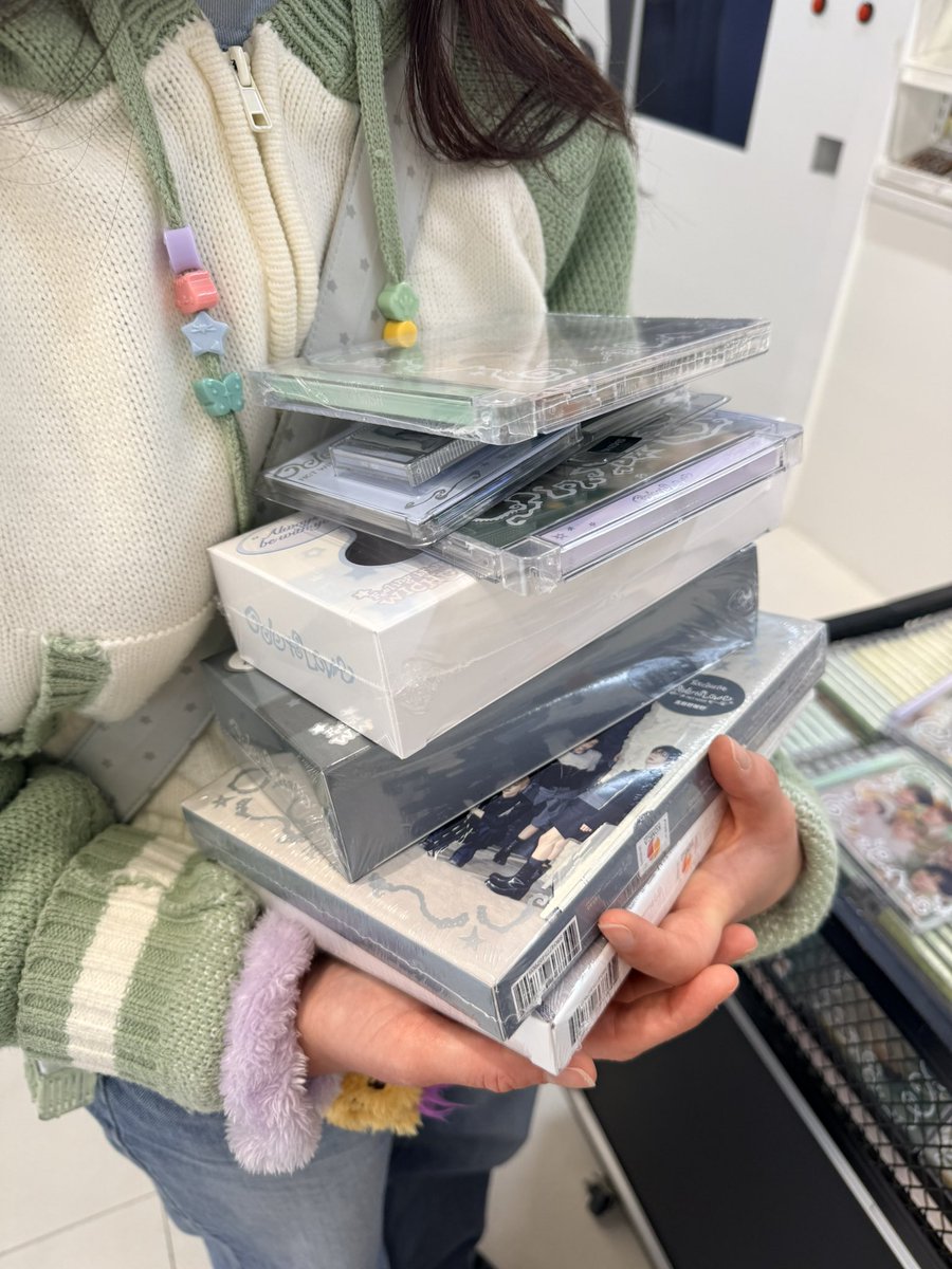 nana 🍓 tweet media