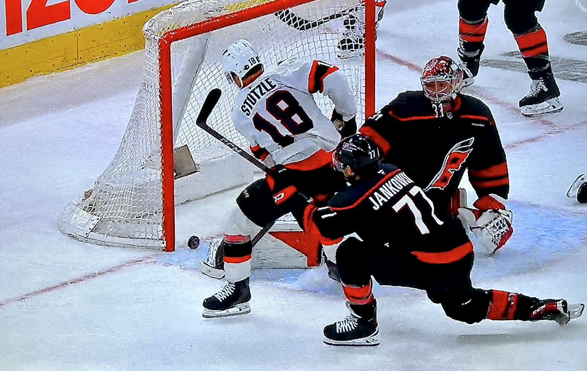 Berger_BYTES's tweet image. After an overturned goal against #Carolina for offside in the first overtime negated the #Hurricanes taking a 2-0 lead in the series, we’re heading to double-OT in #Raleigh. But, look how close the #Senators came to evening the best-of-seven round. #Sportsnet #Ottawa