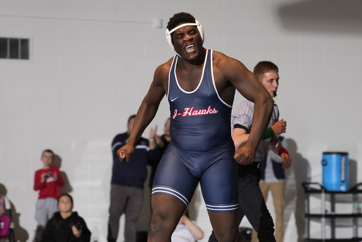 JHawkWrestlers's tweet photo. Come out and support Elias "Big Smooth" Pardon as he signs his letter of intent to wrestle for Morningside College! Signing to take place Wednesday 4/22 at 4pm in the UHS Gymnasium! https://t.co/EumD3Ym7YY