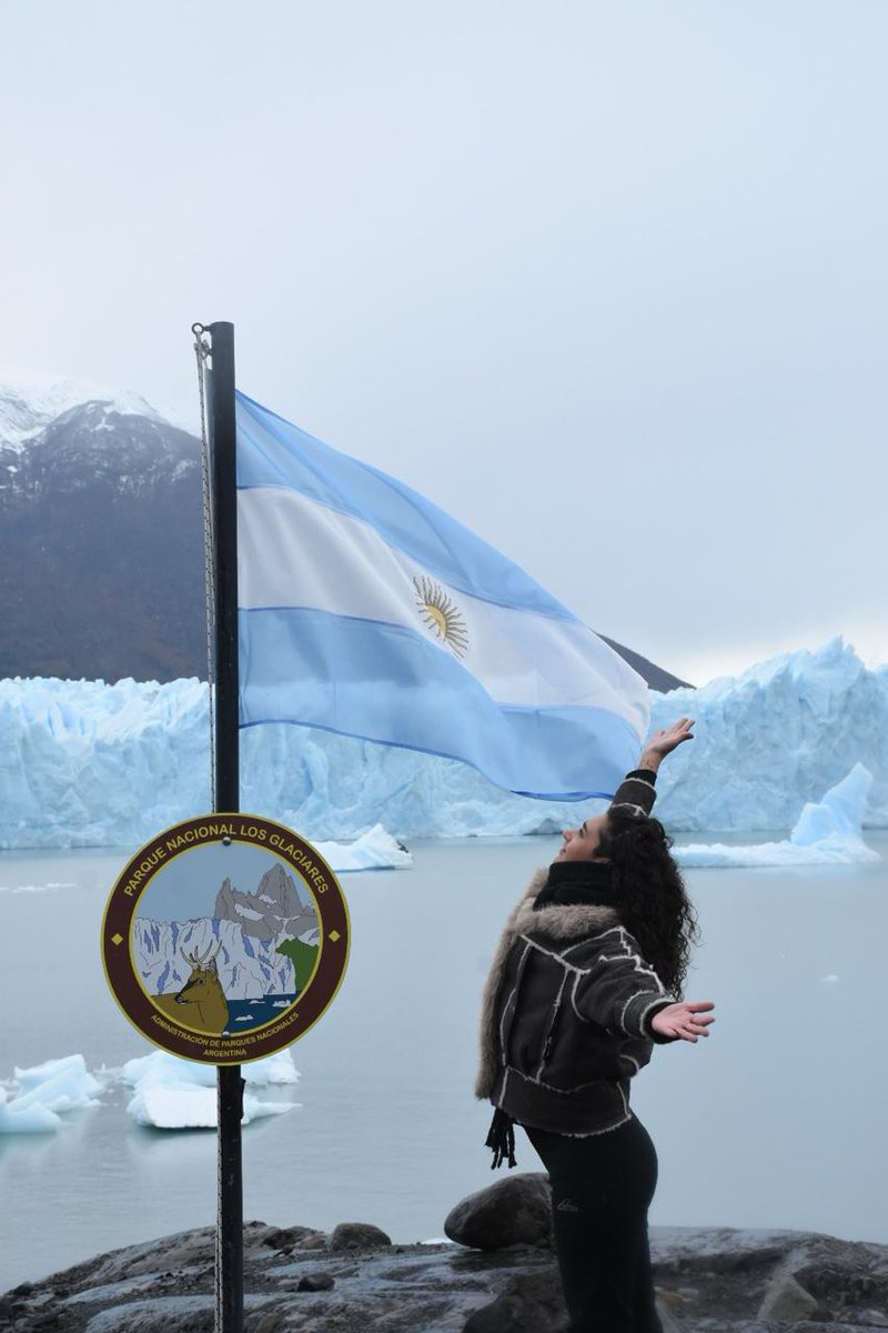 RieraAldana's tweet photo. Vine a conocer este lugar antes de que el pelotudo de milei se la venda a los judíos. Amen su bandera, amen nuestra patria y cuidemos lo que es de los argentinos o hagan el favor de irse bien a la puta que los pario 💕 https://t.co/Av4BtNgt8v