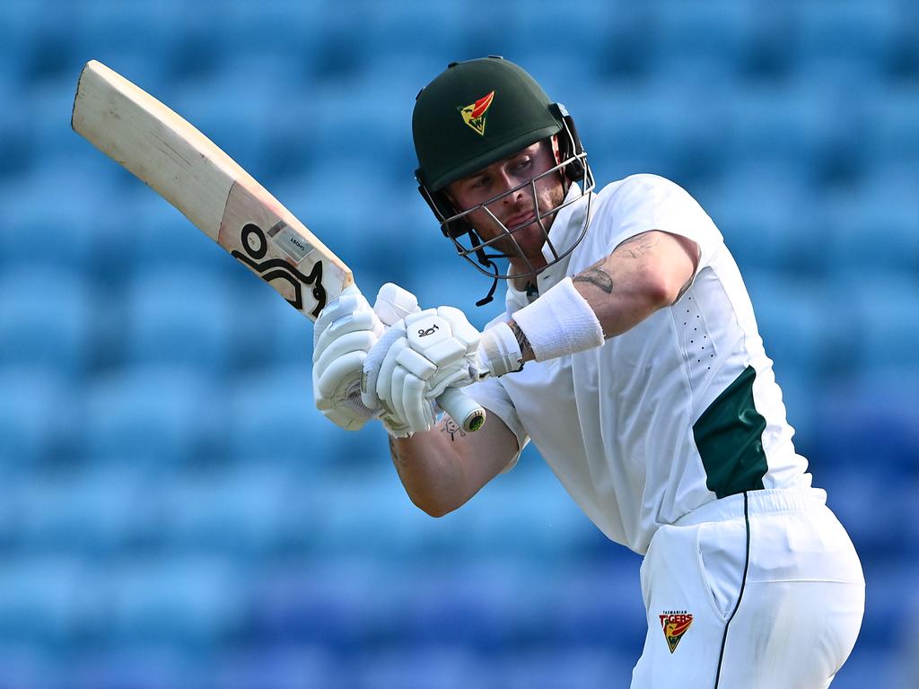 PaulAmy375's tweet photo. From @vicpremcricket: Carlton loses a star but gains another in Tasmania's Mac Wright.
For @codesportsau 
https://t.co/86bKWZoLqW https://t.co/Fo5NHriNMJ