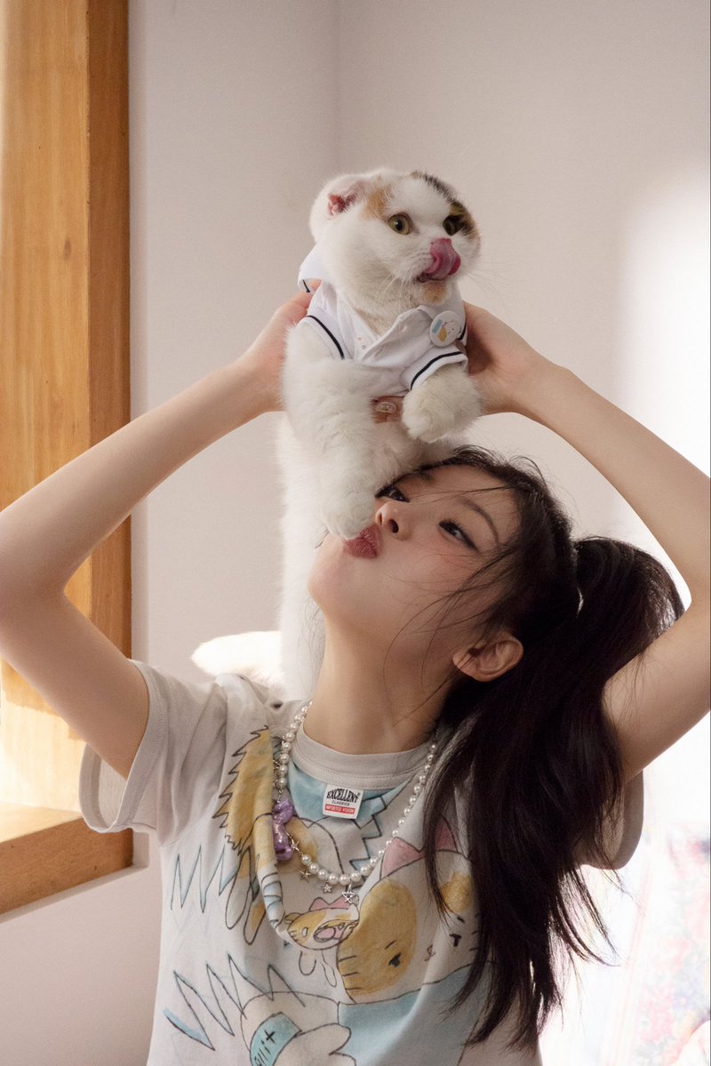 モカちゃんて、デビューの時から他4人に比べて飛び抜けて痩せてて、10