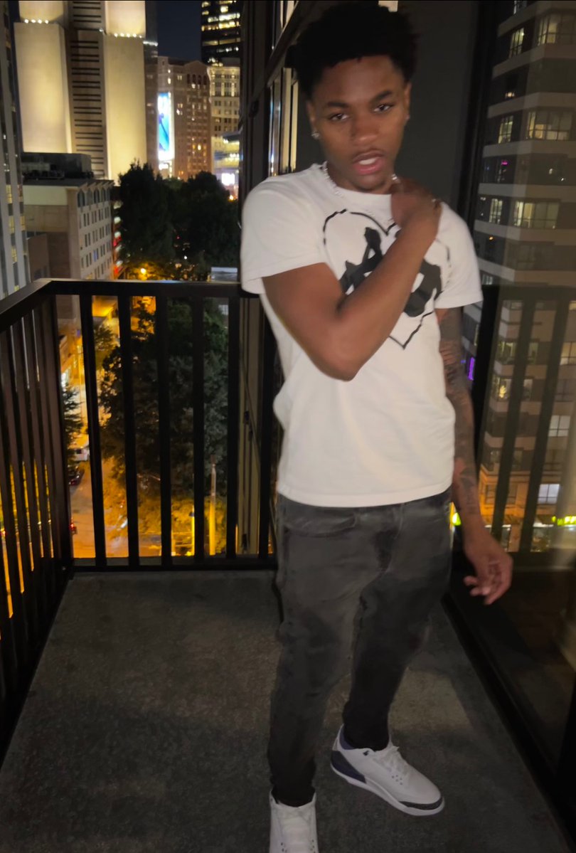 rolox0o's tweet image. 🕺 #nfs #single #fypシ゚viral