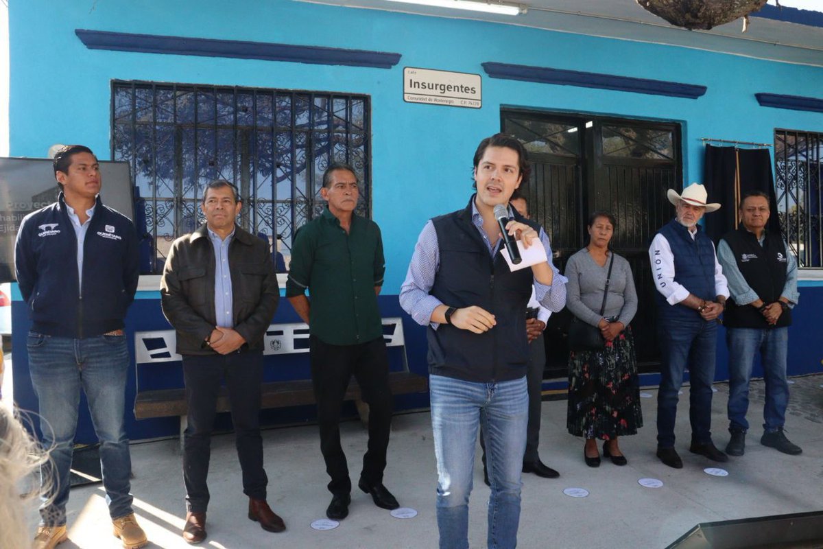 AlertaQro's tweet image. 🏠 Rehabilitarán tres casas ejidales en el municipio de Querétaro 🛠️

🧾🌾 Lo realizarán con el programa de Rehabilitación de Casas Ejidales para recuperar y dignificar los espacios. 📄

Conoce más 🧠 wp.me/p8iMZT-13Q0

#Querétaro #Ejidos #Infraestructura #Comunidad #Obras