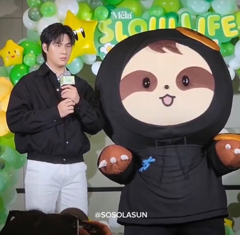 ૮ เก้อเก้อ ა tweet media