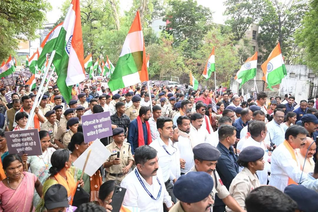 Kumar Devendra Pratap Singh (Modi ka Parivaar) tweet media