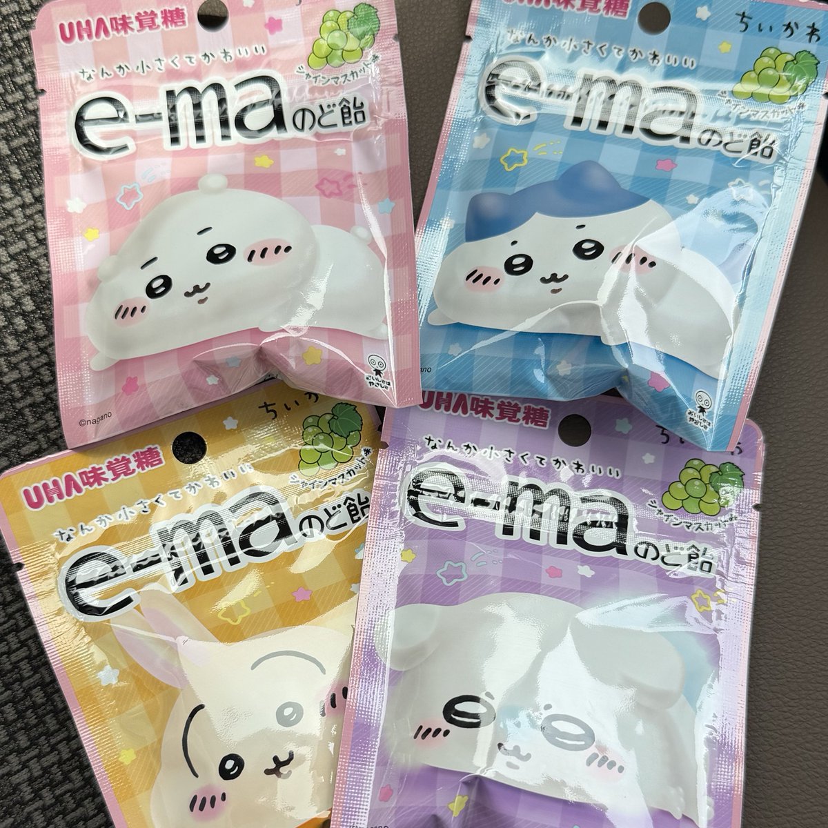 SW3NCiu4MywmeUG's tweet image. 発見🤩

裏面の真剣に走ってるちいかわちゃんかわよ🥹

#e-maのど飴