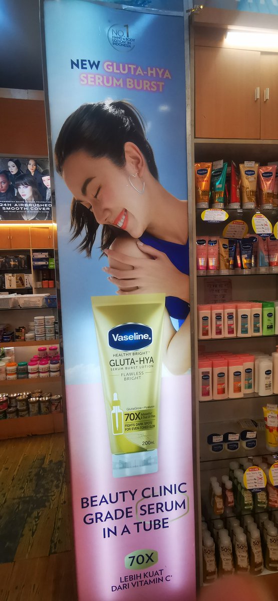 lara🦋🧸 tweet media