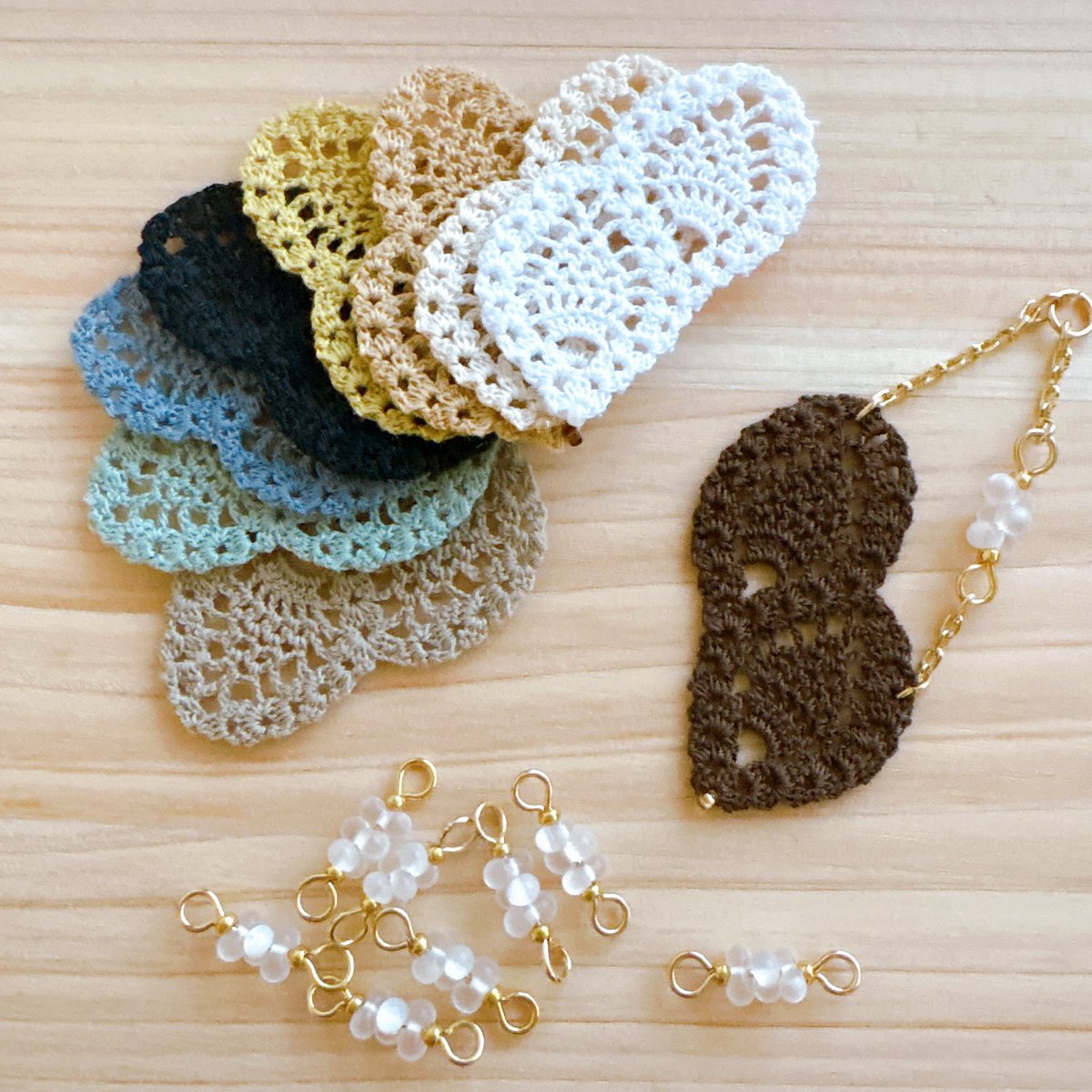 小さなレースを編んでいます：maru-maru tweet media