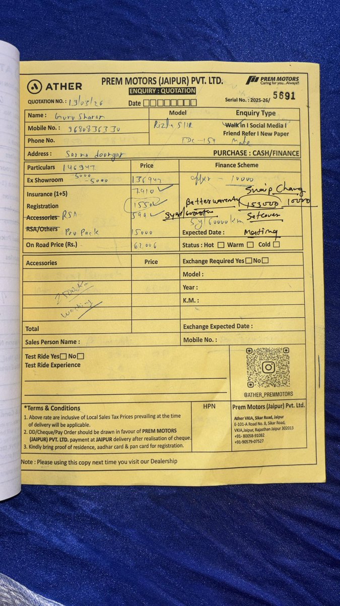 Gurusharan254's tweet image. The experience centre manager and Sales person has given false information and created a deeply frustrating experience. Customers deserve honesty and accountability. @atherenergy  take strong action against such conduct. #ConsumerRights #UnacceptableService