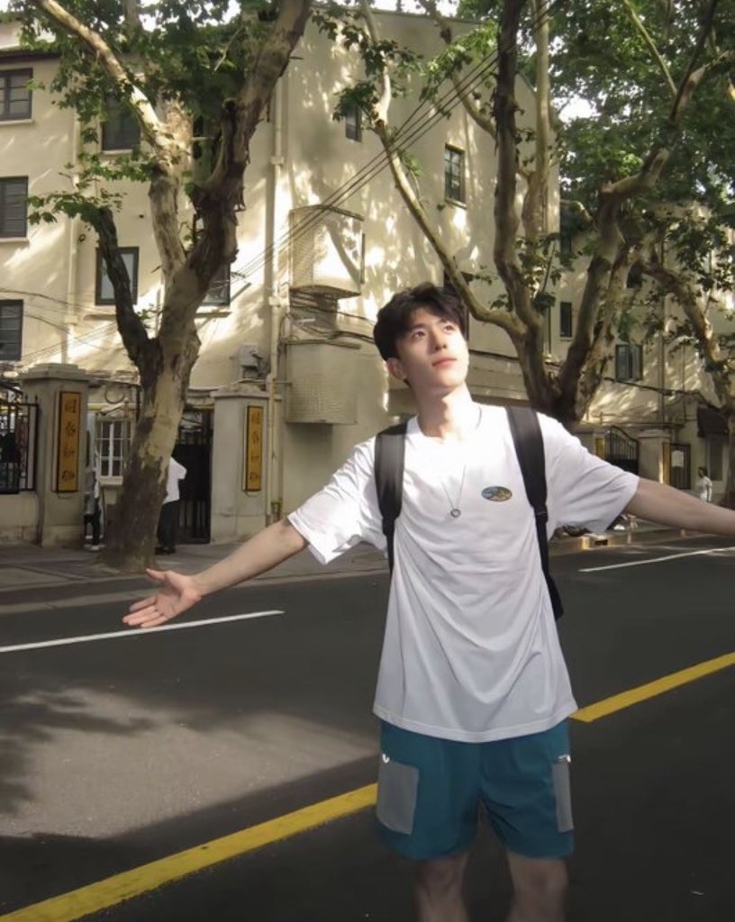 a夜场顶级男模 tweet media