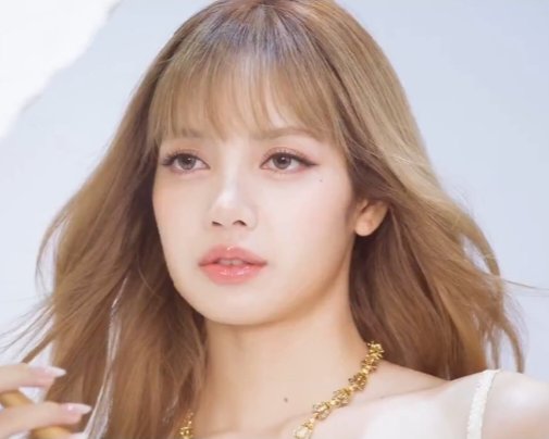 LISANATIONS tweet media