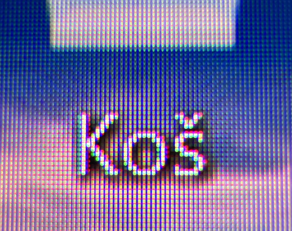 💾Asi nemám rád OLED displeje v noteboocích💾

Kamarád před rokem koupil 14" ASUS ZenBook s Qualcomm ARM procesorem a nedávno vyhodnotil, že to byla ještě chyba a běžel si koupit zas Intela. Na měsíc mi ho půjčil a mimo jiné mě zaujalo, že se mi hůř čte z jeho 14" FHD OLED