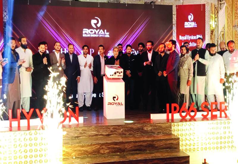 The_Nation's tweet image. Royal Solar launches Hybrid Inverters and Wall-Mounted Lithium Batteries in Pakistan
nation.com.pk/21-Apr-2026/ro…
#Launching #inverters #solarpower