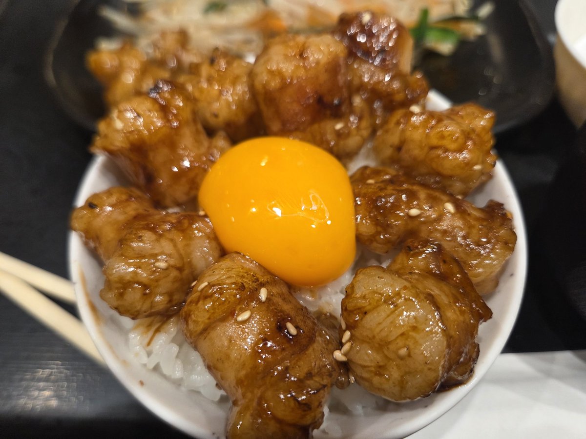 ひつじ tweet media