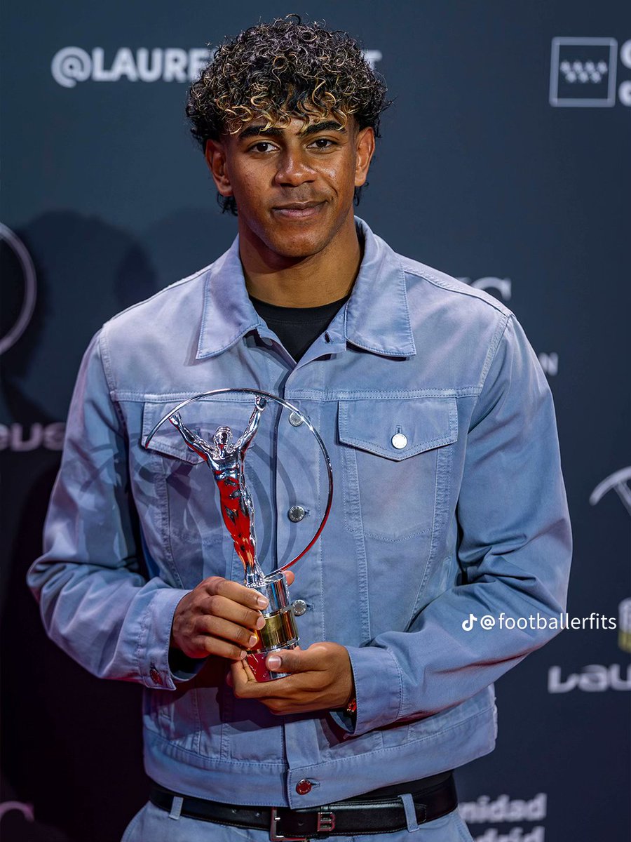 𝐂𝐑𝐄𝐄𝐃 tweet media