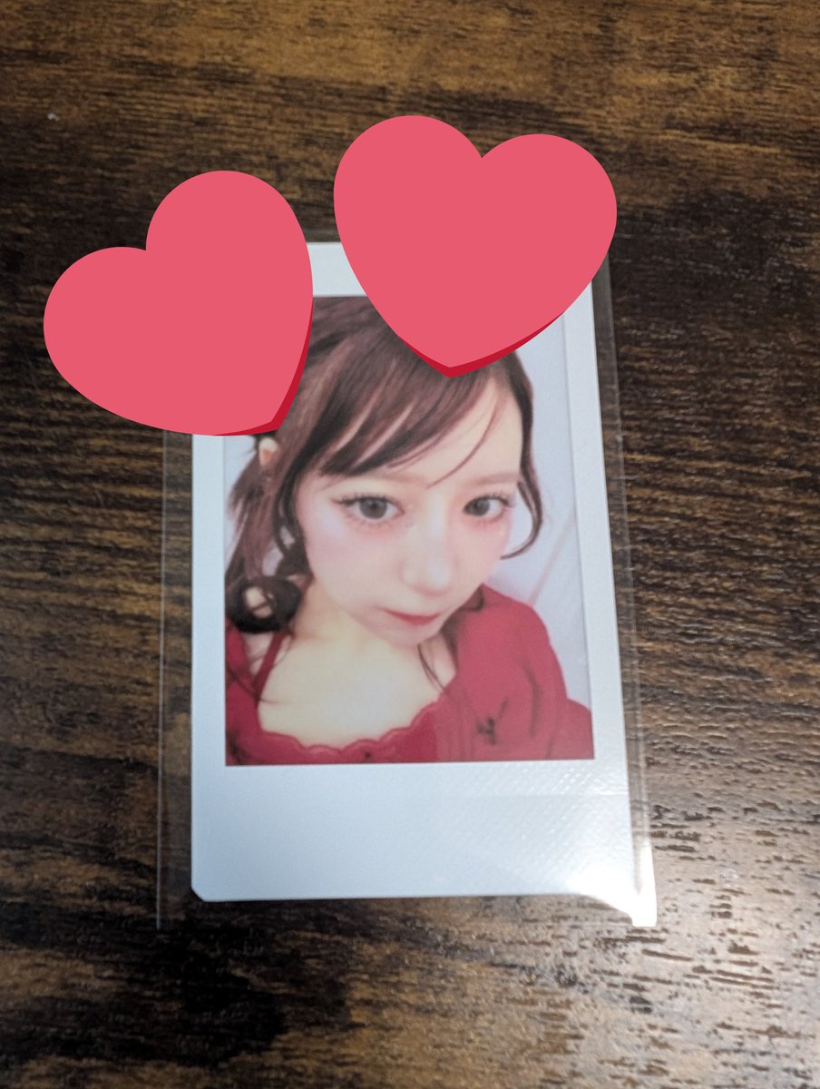 去年6月に当たったチェキがやっと届きました！ #月足天音