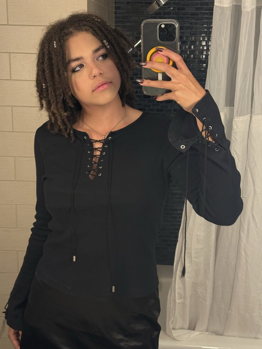 raphael | domme | findom tweet media