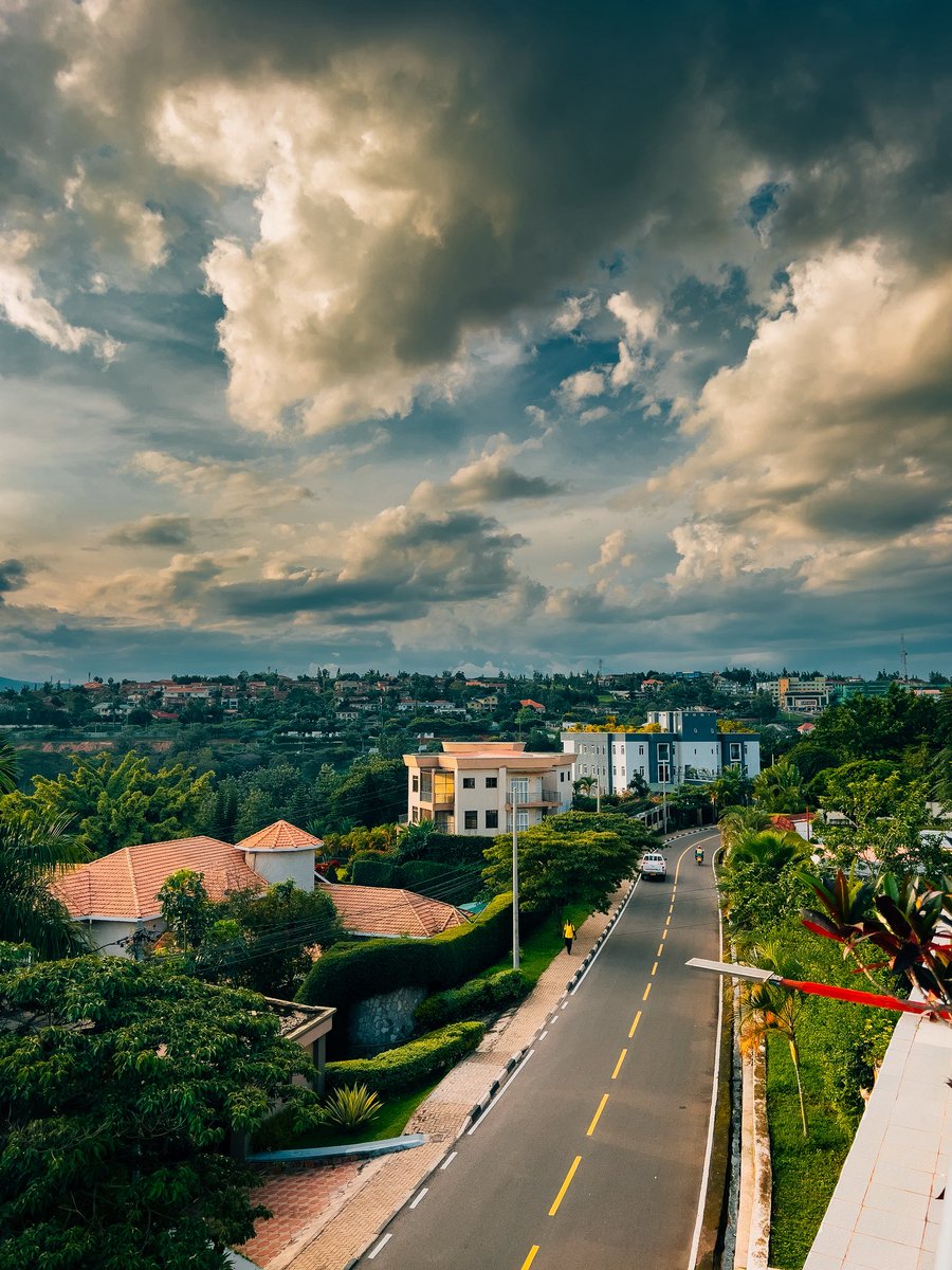 Where are you tweeting from?

Good morning from green Kigali, Rwanda 🇷🇼 

Photo courtesy