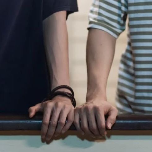 Crypto992909's tweet image. ⁛◎彡 𝐅𝐨𝐫𝐜𝐞 𝐎𝐟 𝐆𝐫𝐚𝐯𝐢𝐭𝐲 ⁛◎彡

—Where musician Mike Wheeler and football player Will Byers fall in love at the stake of their relationship amid group rivalry—

.:•°IRIS -Goo Goo Dolls°•:.

#byler #smau #ao3 #relationship