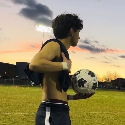 Crypto992909's tweet image. ⁛◎彡 𝐅𝐨𝐫𝐜𝐞 𝐎𝐟 𝐆𝐫𝐚𝐯𝐢𝐭𝐲 ⁛◎彡

—Where musician Mike Wheeler and football player Will Byers fall in love at the stake of their relationship amid group rivalry—

.:•°IRIS -Goo Goo Dolls°•:.

#byler #smau #ao3 #relationship