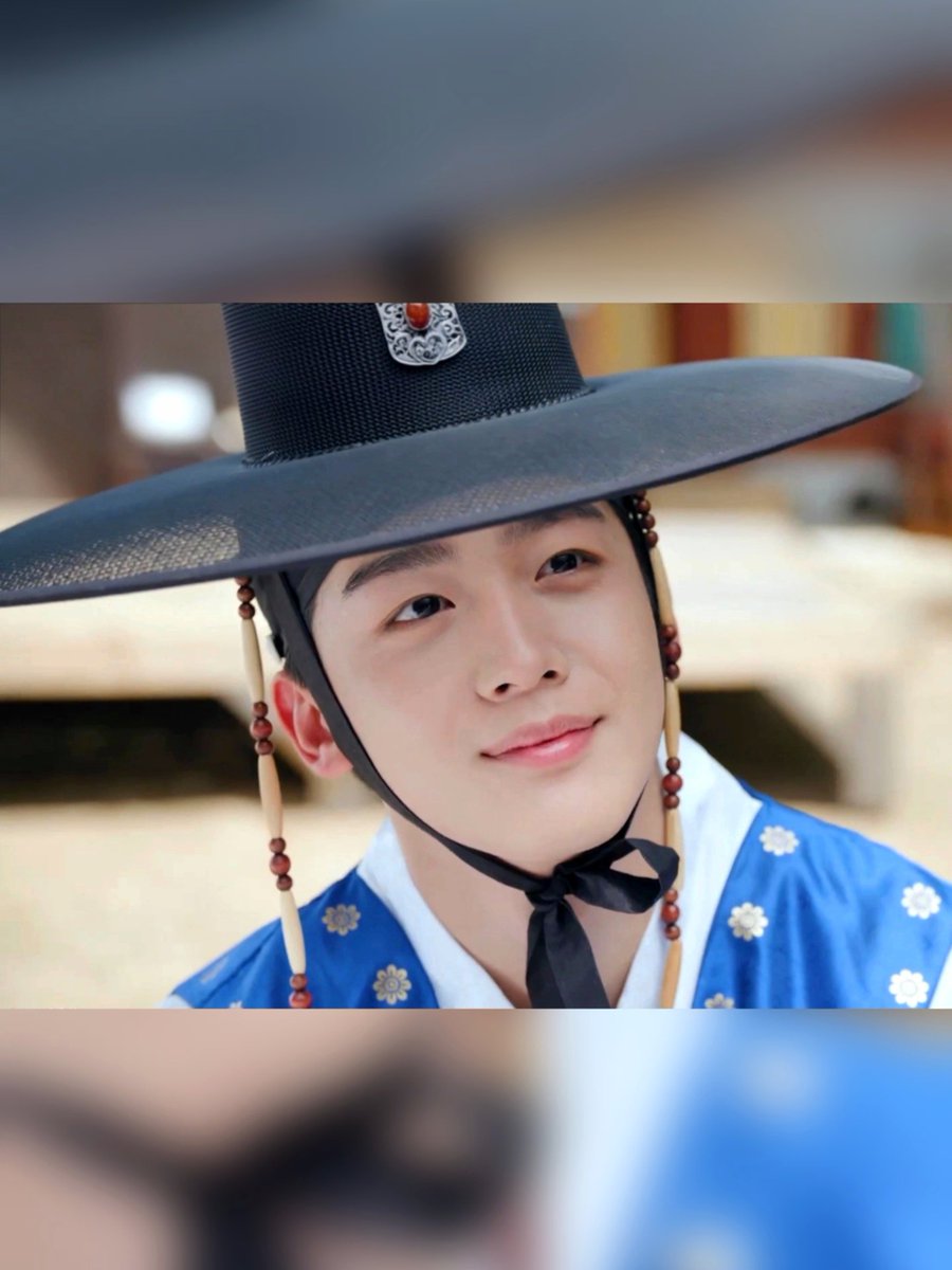 '해오름달 열이레'는 멸문지화를 당하고 모든 것을 빼앗긴 후, 과거로 회귀한 조선시대 여인 허설희가 복수의 칼날을 갈며 처절하게 분투하는 이야기를 그린다

김요한은 세상과 완전히 단절돼 담장 안에서 사는 남자 이현 역을 맡았다

김요한 사극 공식이 얼른 주시오!!