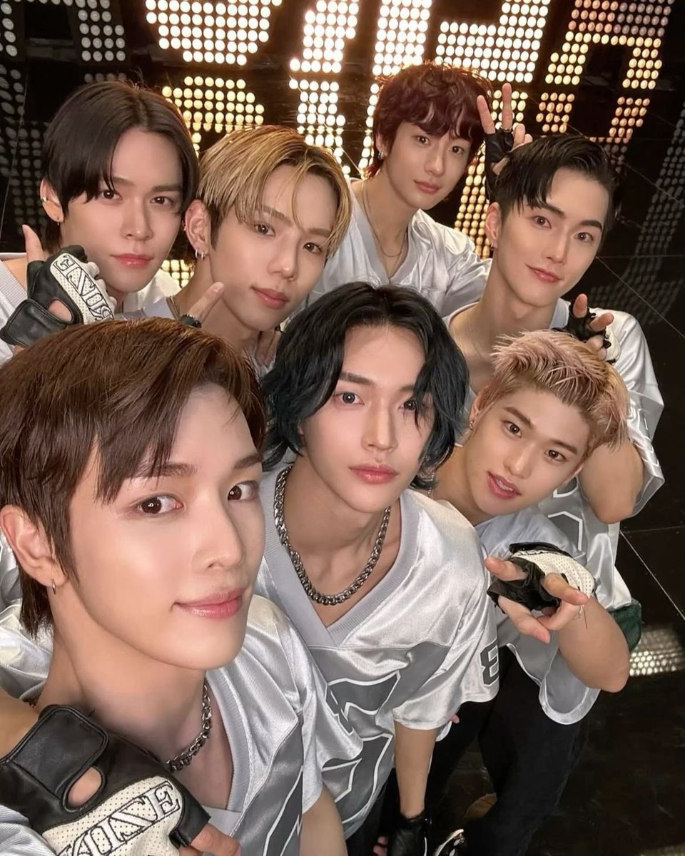 Welcome aboard, Writers! ✌︎㋡ tweet media