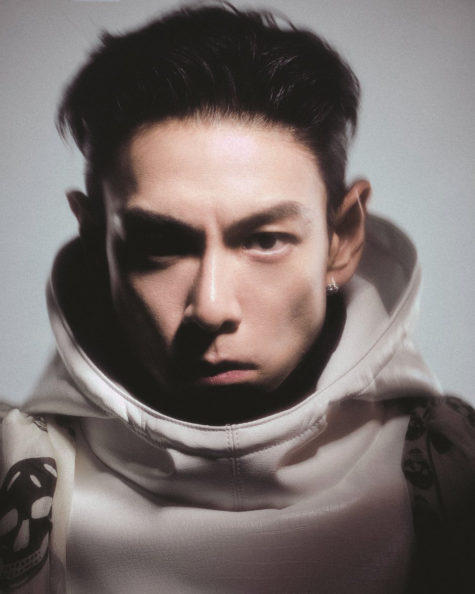 slist2015's tweet image. 탑(T.O.P) 팬·대중과 즐기는 ‘돌비 애트모스’ 무료 극장 청음회 개최

#최승현 
#탑솔로앨범 
#TOP #탑 
#탑컴백 #TOP컴백 
#다중관점 
#ANOTHER_DIMENSION 
⬇관련기사⬇
slist.kr/news/articleVi…