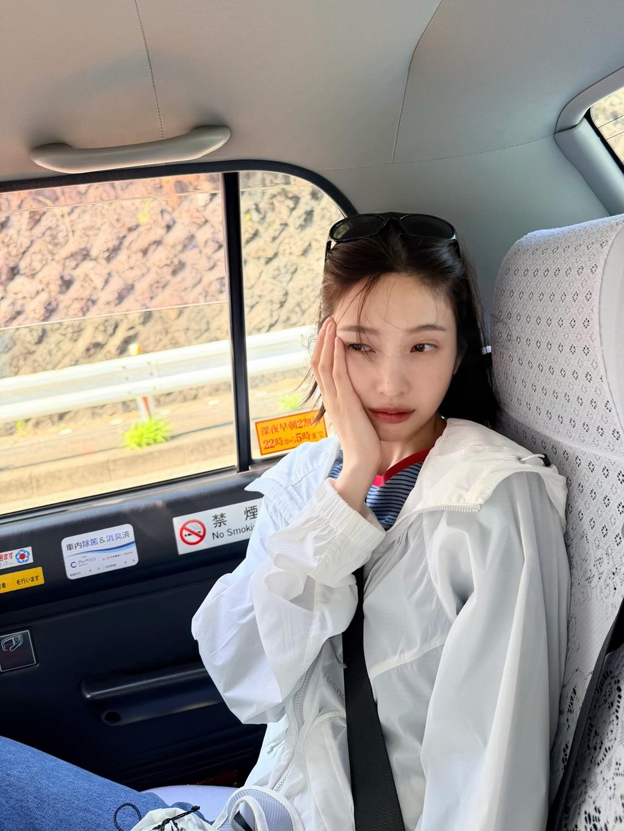 ✮ JOY tweet media