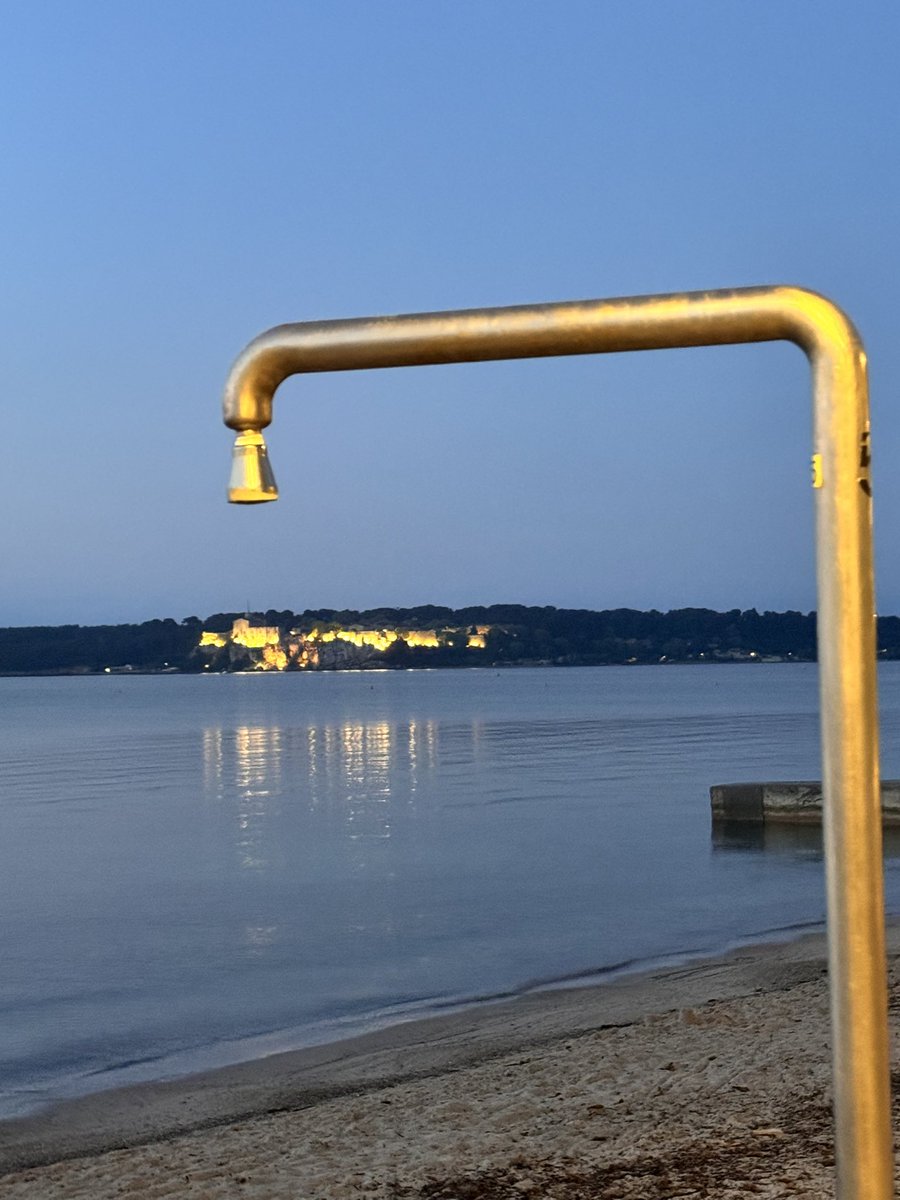 ReneTombarel's tweet image. En arrivant ce mardi matin #cannes #CotedAzurFrance @villecannes  @Cannes_France